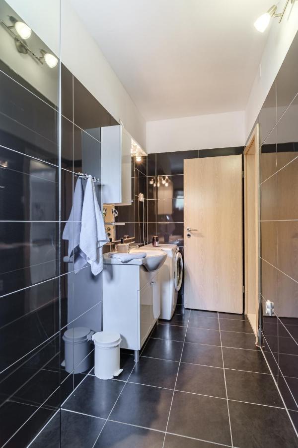 Rooms Plaza Divuje Murvica  Exterior photo