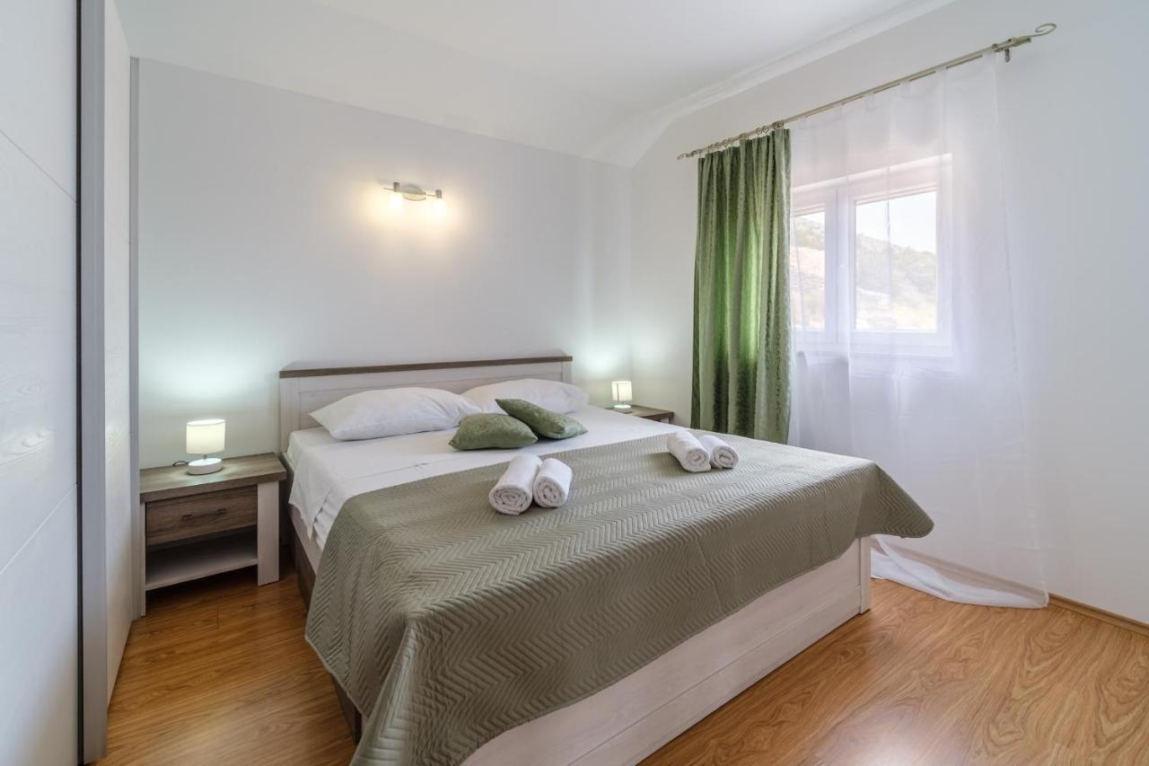 Rooms Plaza Divuje Murvica  Exterior photo